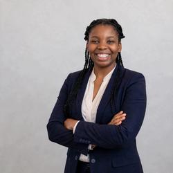 Lebo  Mphuthi, estate agent