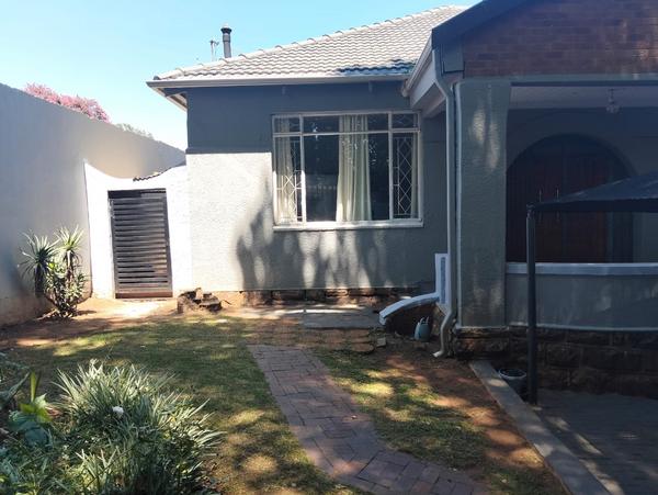 House For Sale in Kensington, Johannesburg