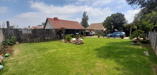 House For Sale in Rhodesfield, Kempton Park