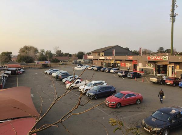 Commercial Property For Sale in Roodekop, Germiston
