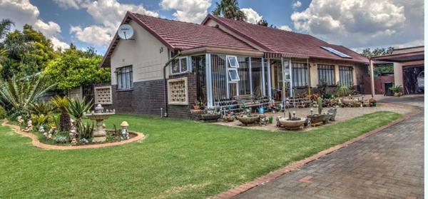 House For Sale in Kempton Park, Kempton Park