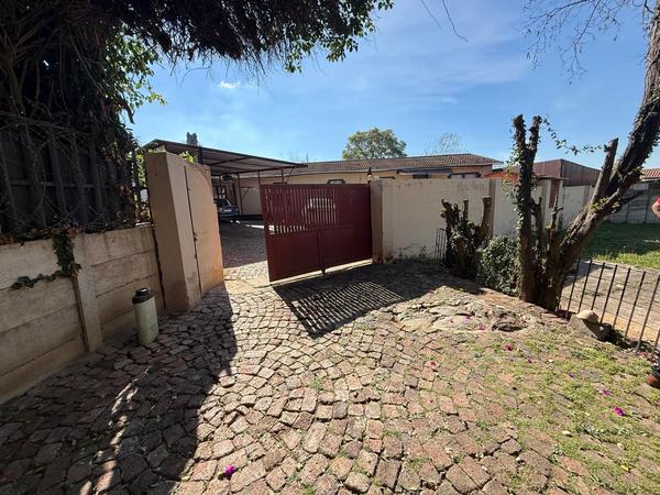 House For Sale in Southfork, Johannesburg