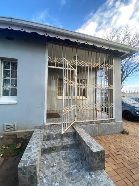 House For Sale in Springs Central, Springs