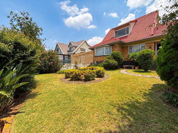 House For Sale in Linmeyer, Johannesburg