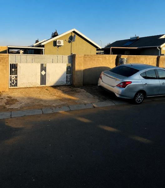 House For Sale in Windmill Park, Boksburg