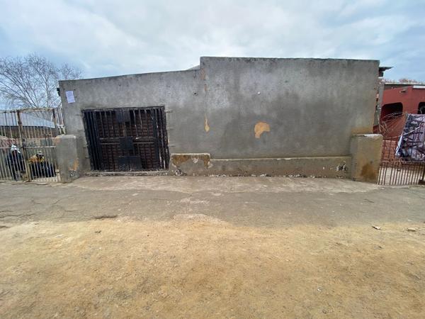 House For Sale in Bezuidenhout Valley, Johannesburg