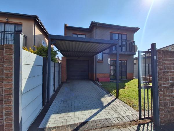 House For Sale in Albertsdal, Alberton