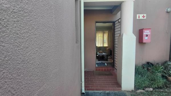 Townhouse For Sale in Winchester Hills, Johannesburg
