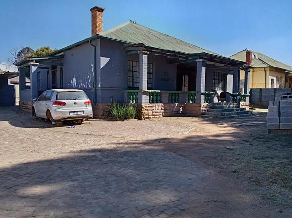 House For Sale in Webber, Germiston