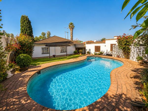House For Sale in Delville, Germiston