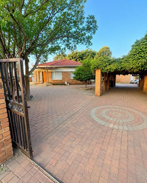 House For Sale in Kempton Park Ext 02, Kempton Park