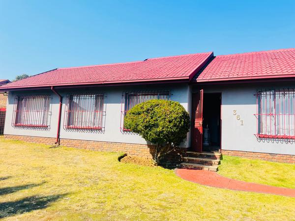 House For Sale in Norkem Park, Kempton Park
