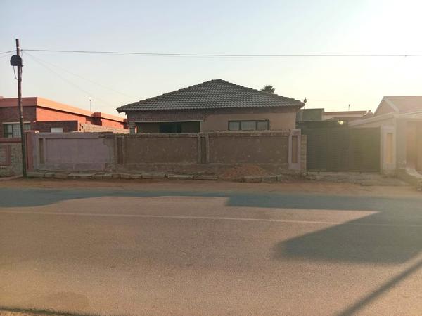 House For Sale in Orlando West, Soweto