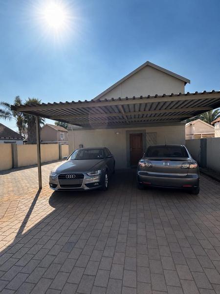 House For Sale in Terenure, Kempton Park