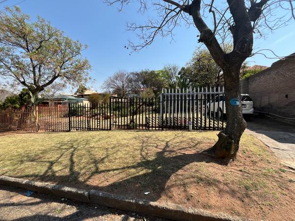 House For Sale in Elsburg, Germiston