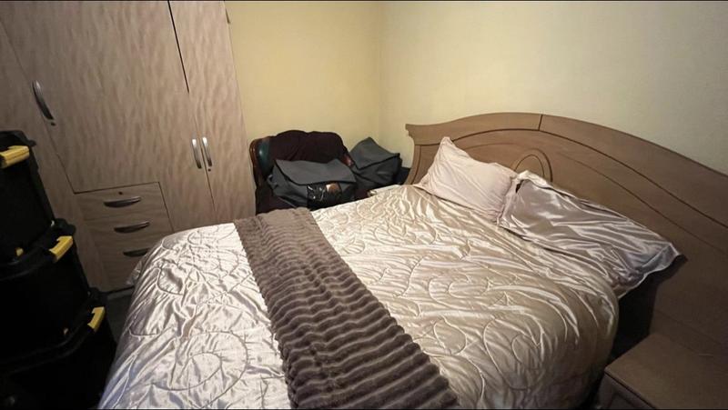 15629431